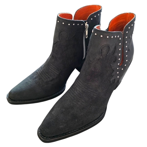 Buck & Brana Black Suede Ankle Booties With Silver Studs Size 7 - Picture 3 of 6